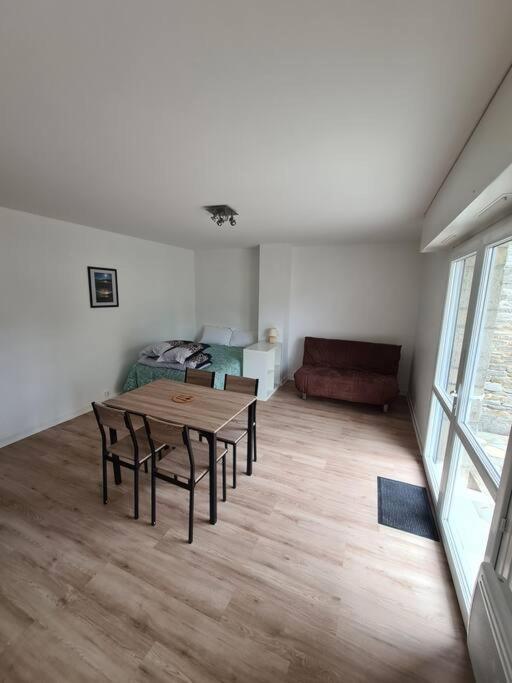 50M De La Plage: Studio Au Coeur Du Centre ! Apartment Saint-Cast-le-Guildo Luaran gambar