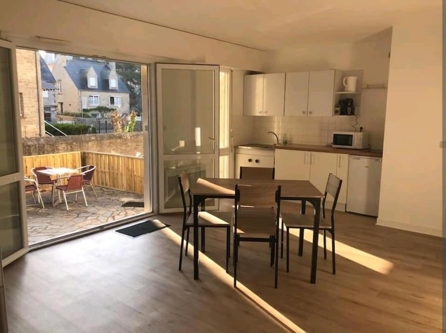 50M De La Plage: Studio Au Coeur Du Centre ! Apartment Saint-Cast-le-Guildo Luaran gambar