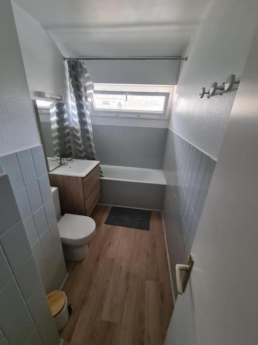 50M De La Plage: Studio Au Coeur Du Centre ! Apartment Saint-Cast-le-Guildo Luaran gambar